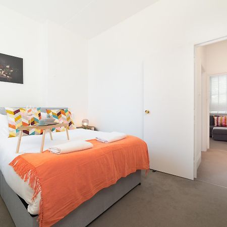 Cozy Apartment In The Heart Of Fulham, Londra Esterno foto